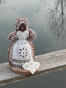 works-gingerbread-academy-2